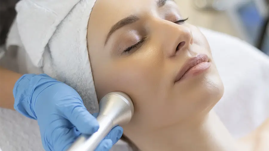 Zabieg mezoterapii ultradźwiękowej z ampułką